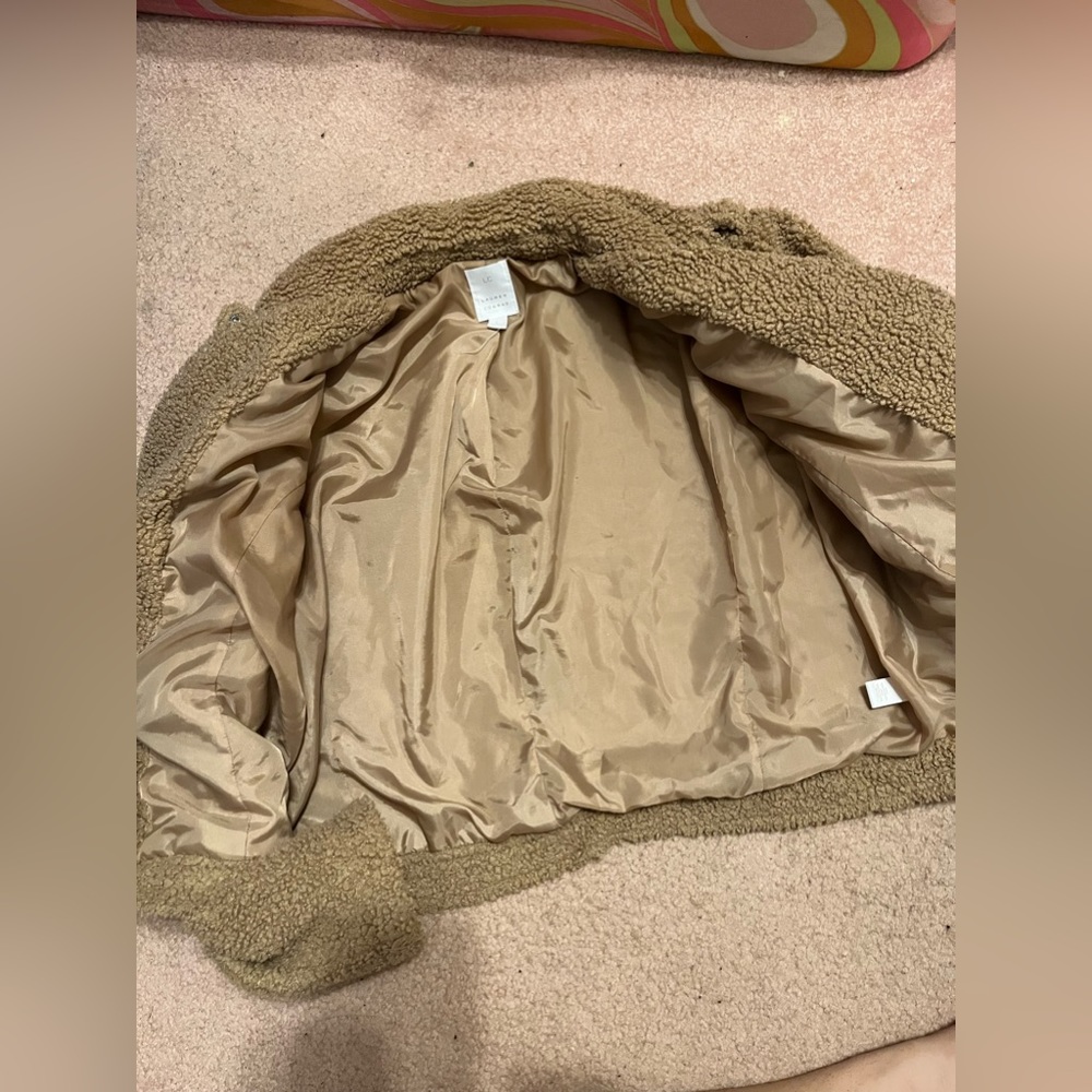 Jacket - Picture 3 of 4